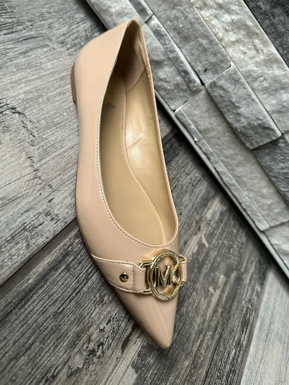 Michael Kors Rory Point Toe Ballet Flat  Neutral/ Nude Size 8.5